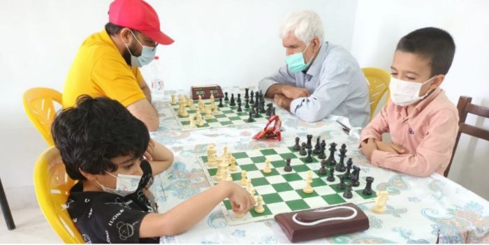 مسابقات شطرنج  آزاد شهرستان کاشمر گرامیداشت هفته دولت