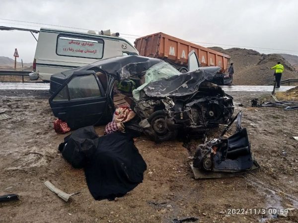 دو کشته بر اثر برخورد رخ به رخ کامیون با پژو در محور بردسکن